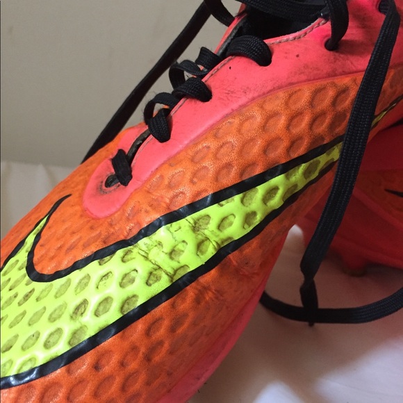 Lightly used Nike Cletes - Picture 2 of 4